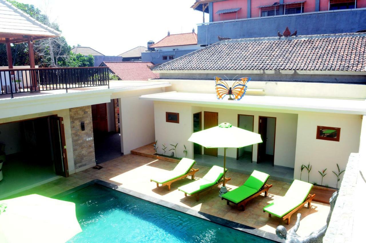 Pineapple Villa Sanur Exterior foto