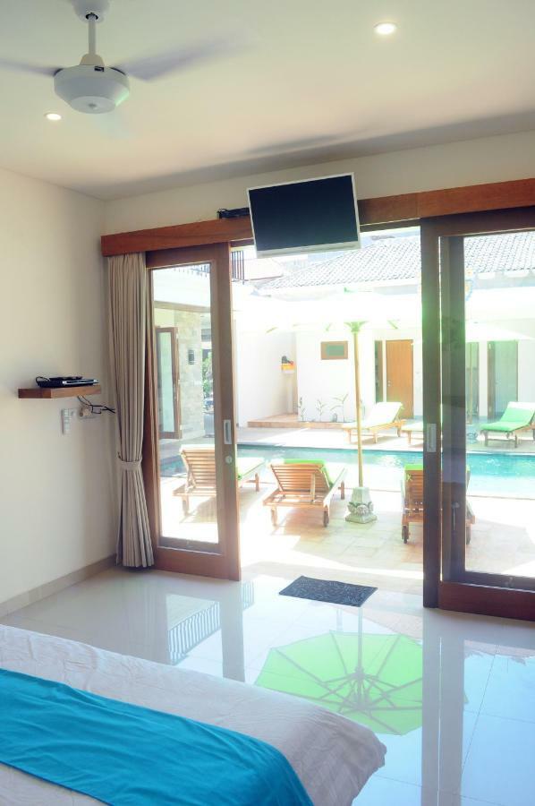Pineapple Villa Sanur Exterior foto